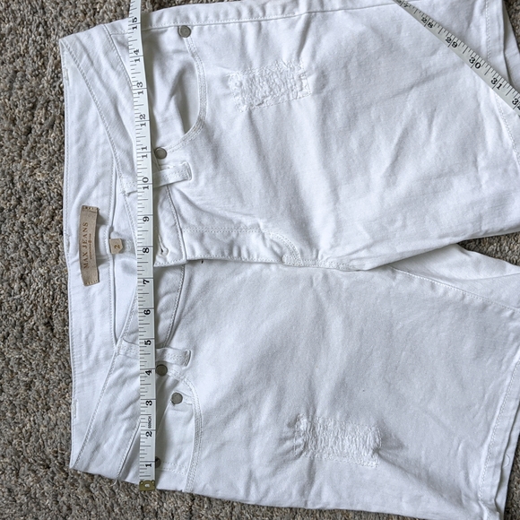 Max Studio Shorts - Picture 8 of 8